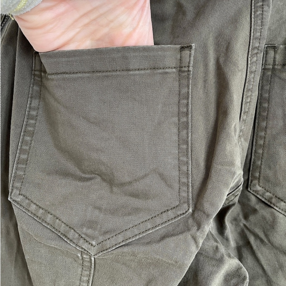 A.L.C “Kyle” Lace Up Front Skinny Green Pants Size 2 - Picture 7 of 15